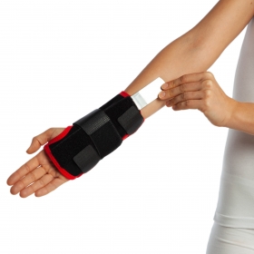 NEOPRENE WRIST SUPPORT