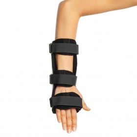 THERMOPLASTIC WRIST SPLINT