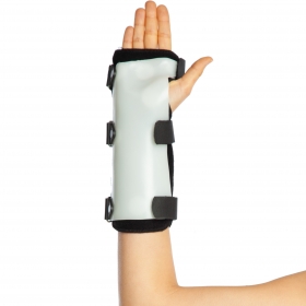 THERMOPLASTIC WRIST SPLINT